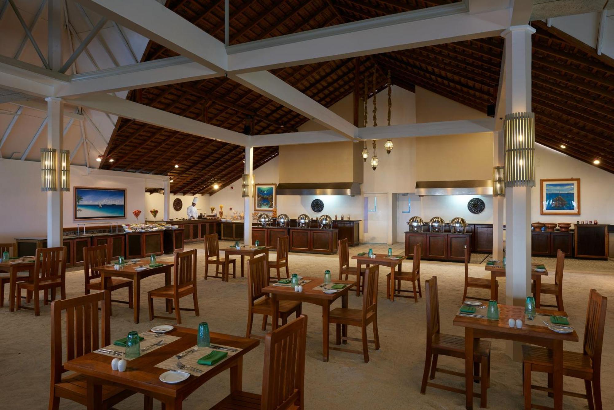 Ellaidhoo Maldives By Cinnamon Resort