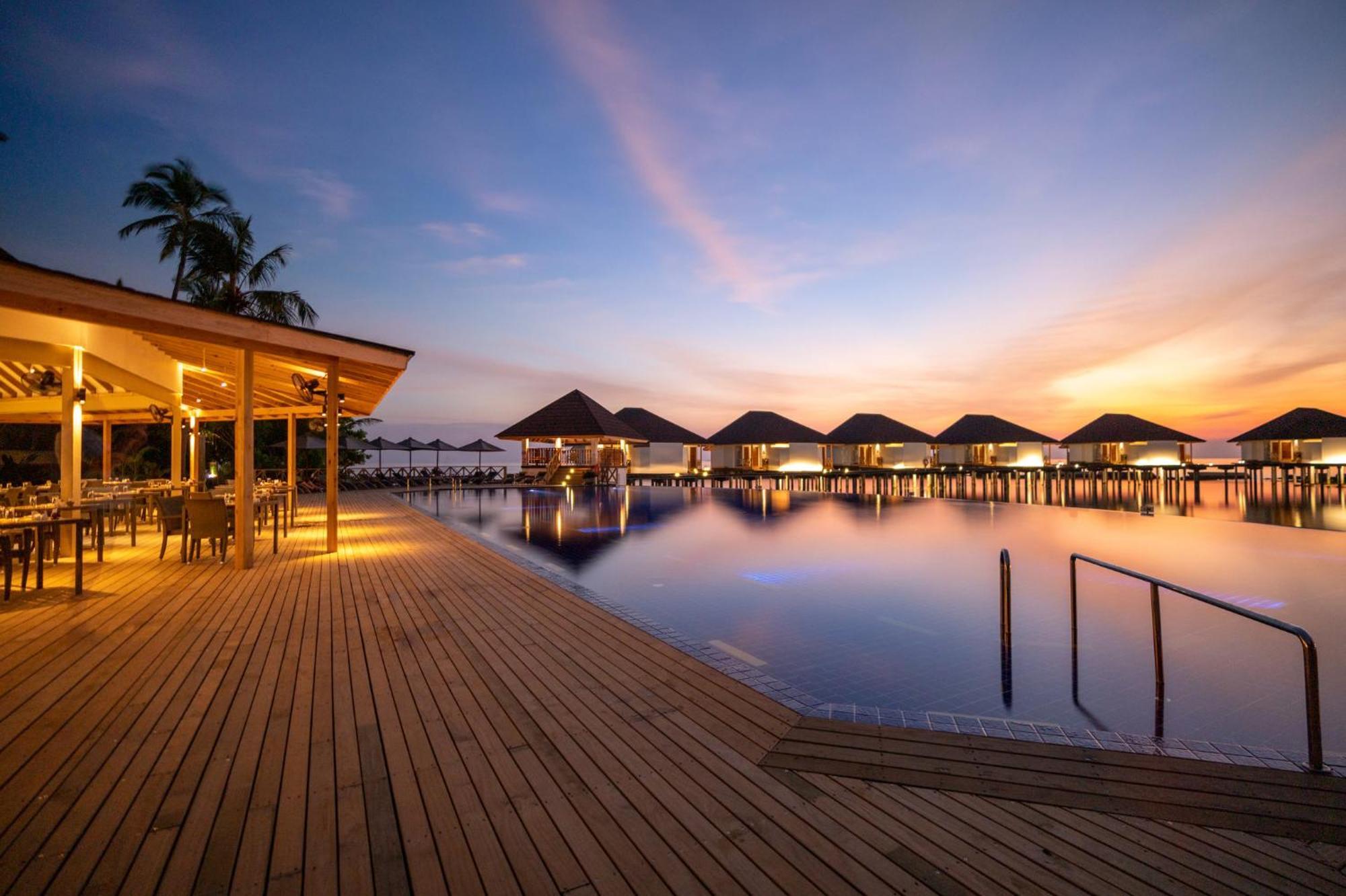 Resort Ellaidhoo Maldives By Cinnamon Hangnaameedhoo