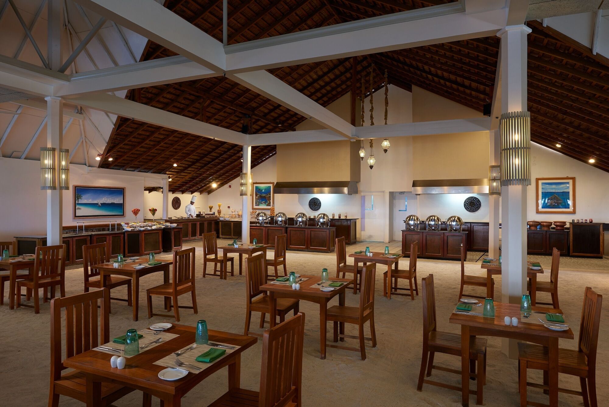 Курортний комплекс Ellaidhoo Maldives By Cinnamon Хангнаамеедхоо